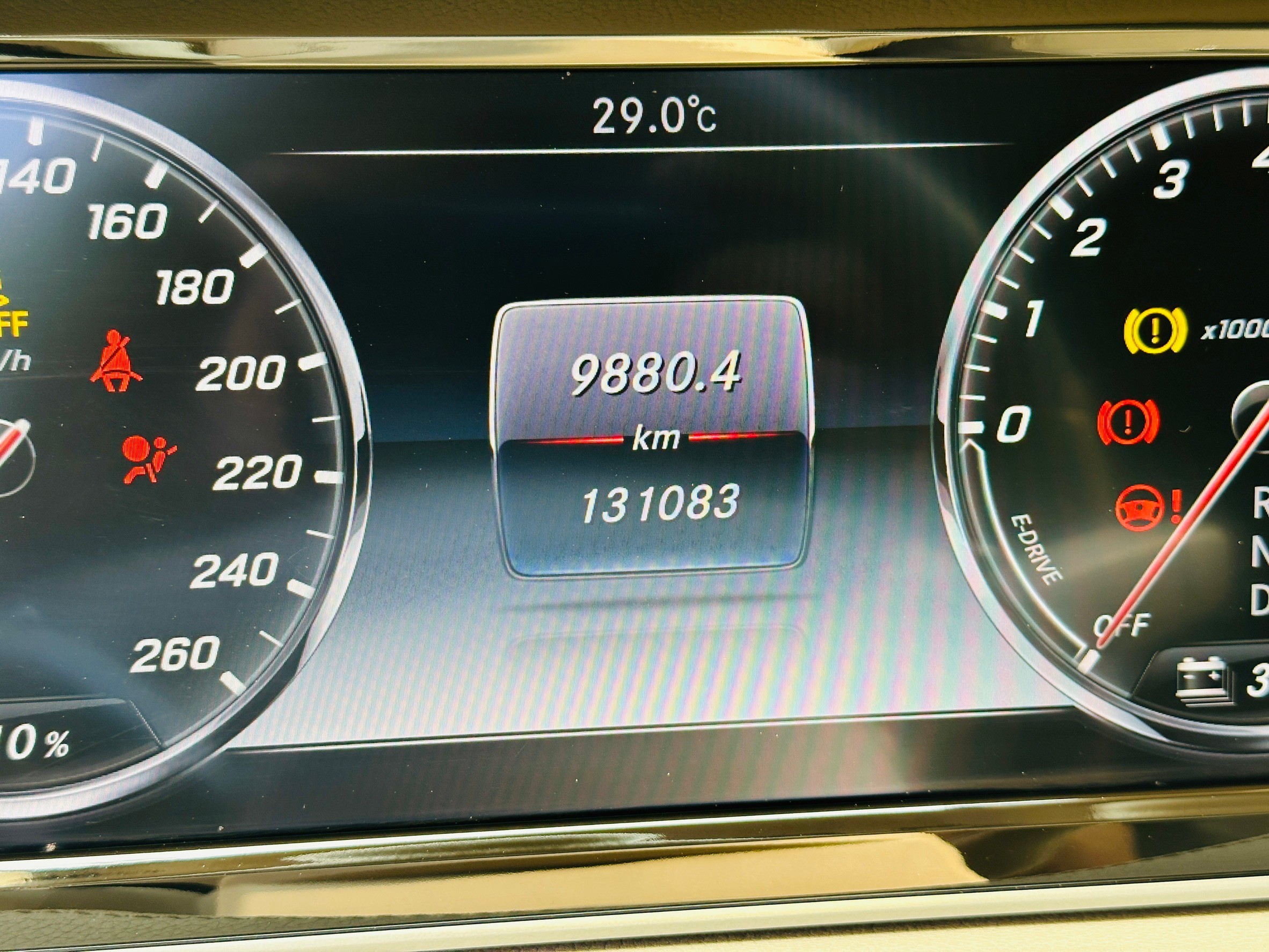 BENZ S400 油電 雙魚眼 電吸門 全景天窗 四區恆溫 中文圖資 氣壓懸吊 摸門 新車價580萬, 現在只要1.6折 即可入主豪華房車霸主  第15張相片