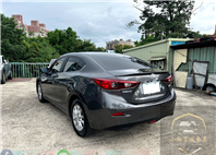2018 Mazda3  原廠保養/恆溫空調/抬頭顯示器  第3張縮圖