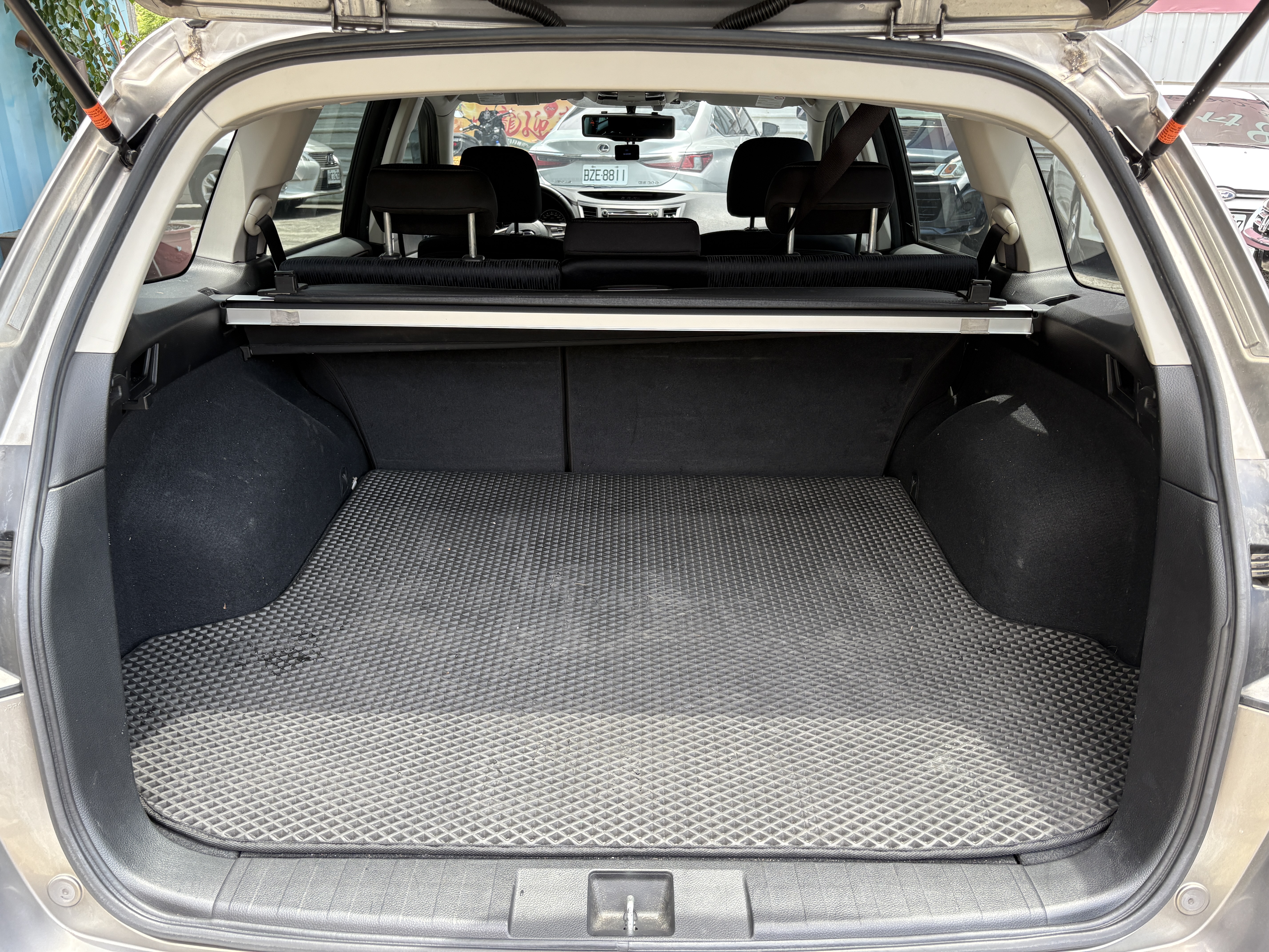 LEGACY Wagon 2.0原廠保養  第12張相片