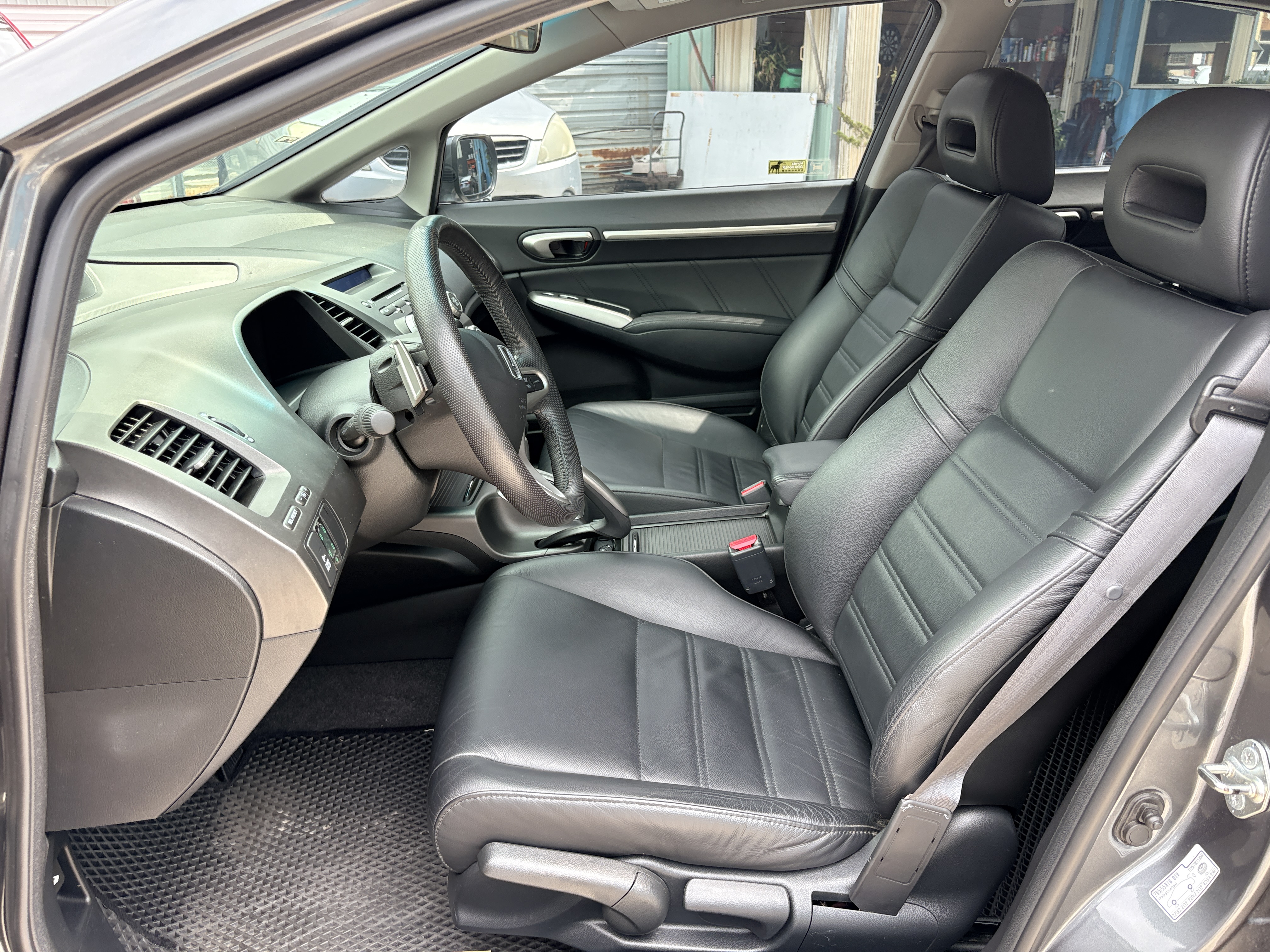 CIVIC 8.5 實跑6萬多廠保養  第11張相片