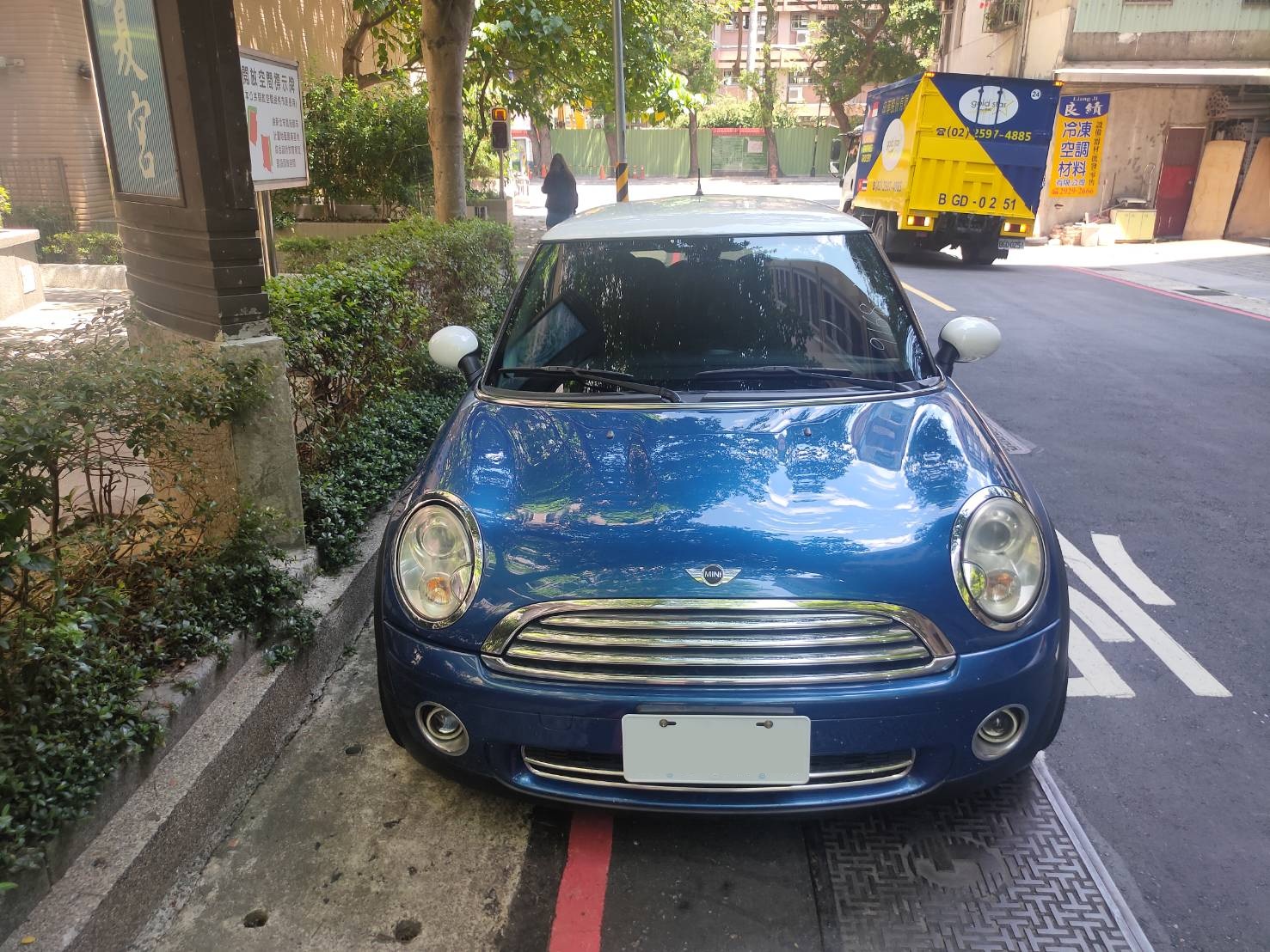 2008年 MINI COOPER 1.6 引擎保固一年 無任何待修  第2張相片