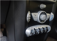 2008年 MINI COOPER 1.6 引擎保固一年 無任何待修  第5張縮圖