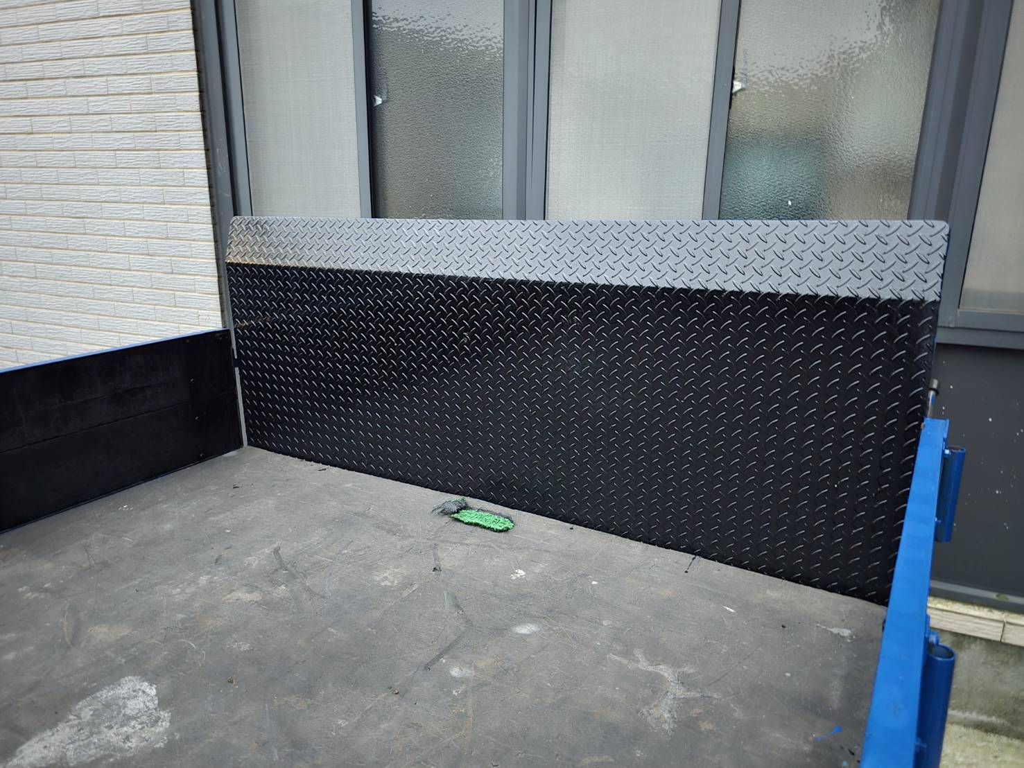 2013年 載卡多 尾門 車況正常 冷氣冷 可以全額貸款 行動 line 0935116634  第4張相片