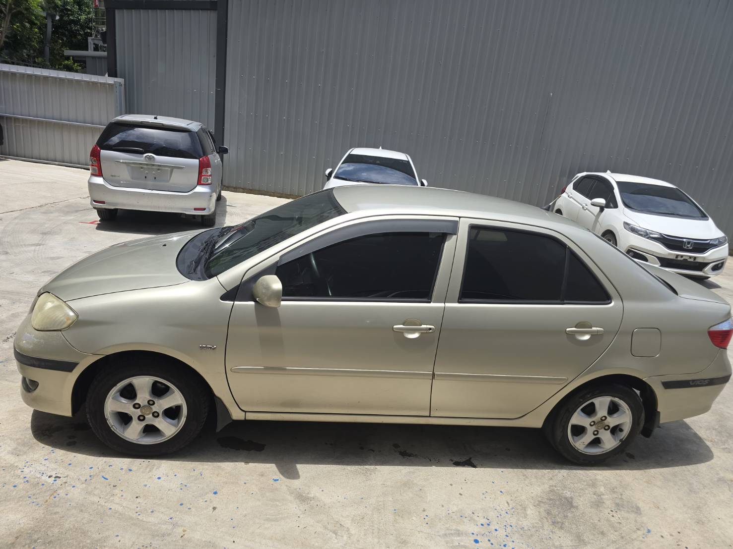 05年 vios 開價88000元 跑11萬 車況優 無待修 行動 line 0935116634  第3張相片