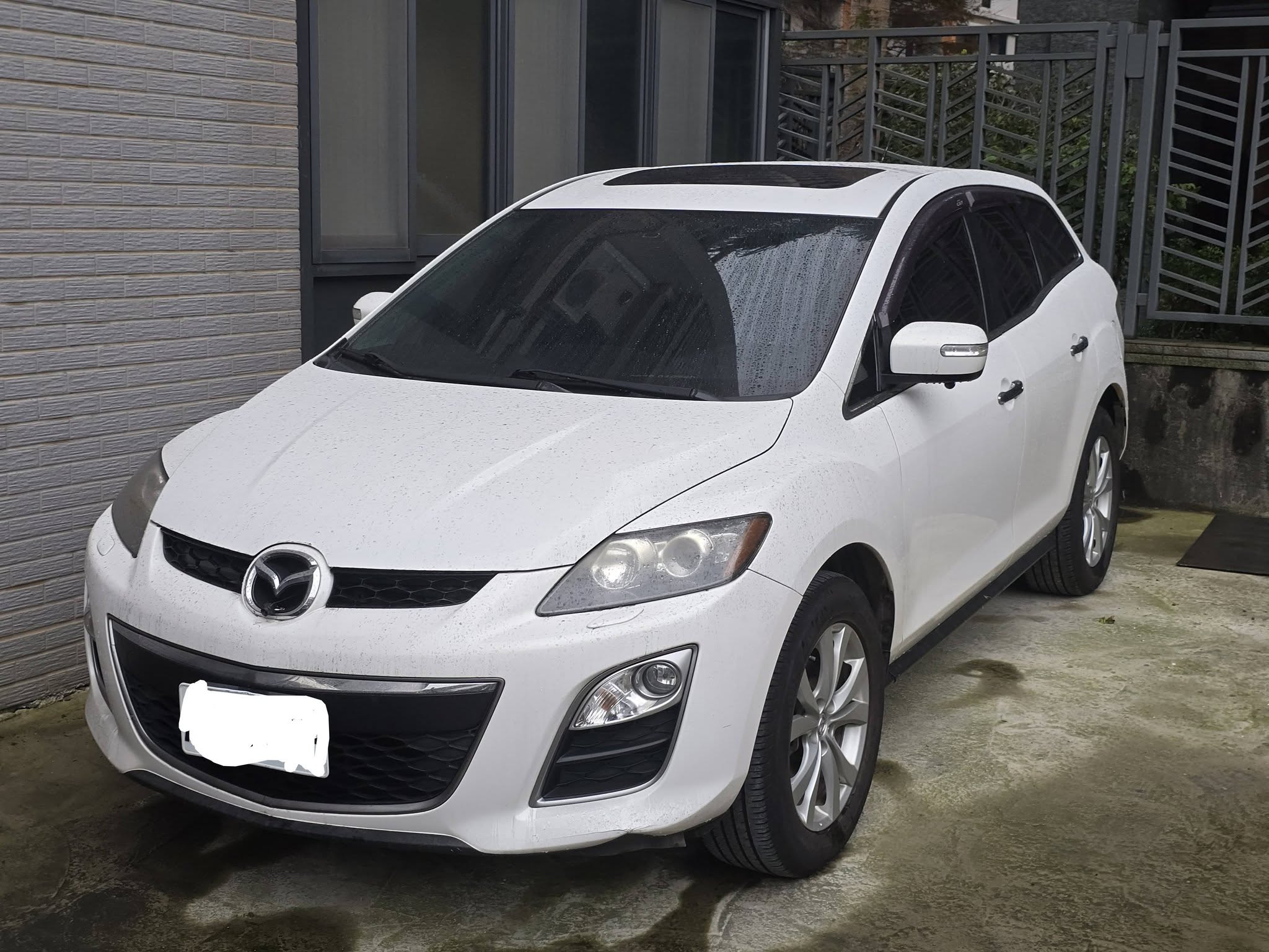 2012年 馬自達 CX-7   2.3L 238匹最大馬力 35.7kgm扭力 六速手自排 AWD四輪驅動 恆溫 天窗 電動椅 I key 環景系統 動力十足的車 享受開車樂趣 稅金也很省 行動 line 0935116634  第2張相片