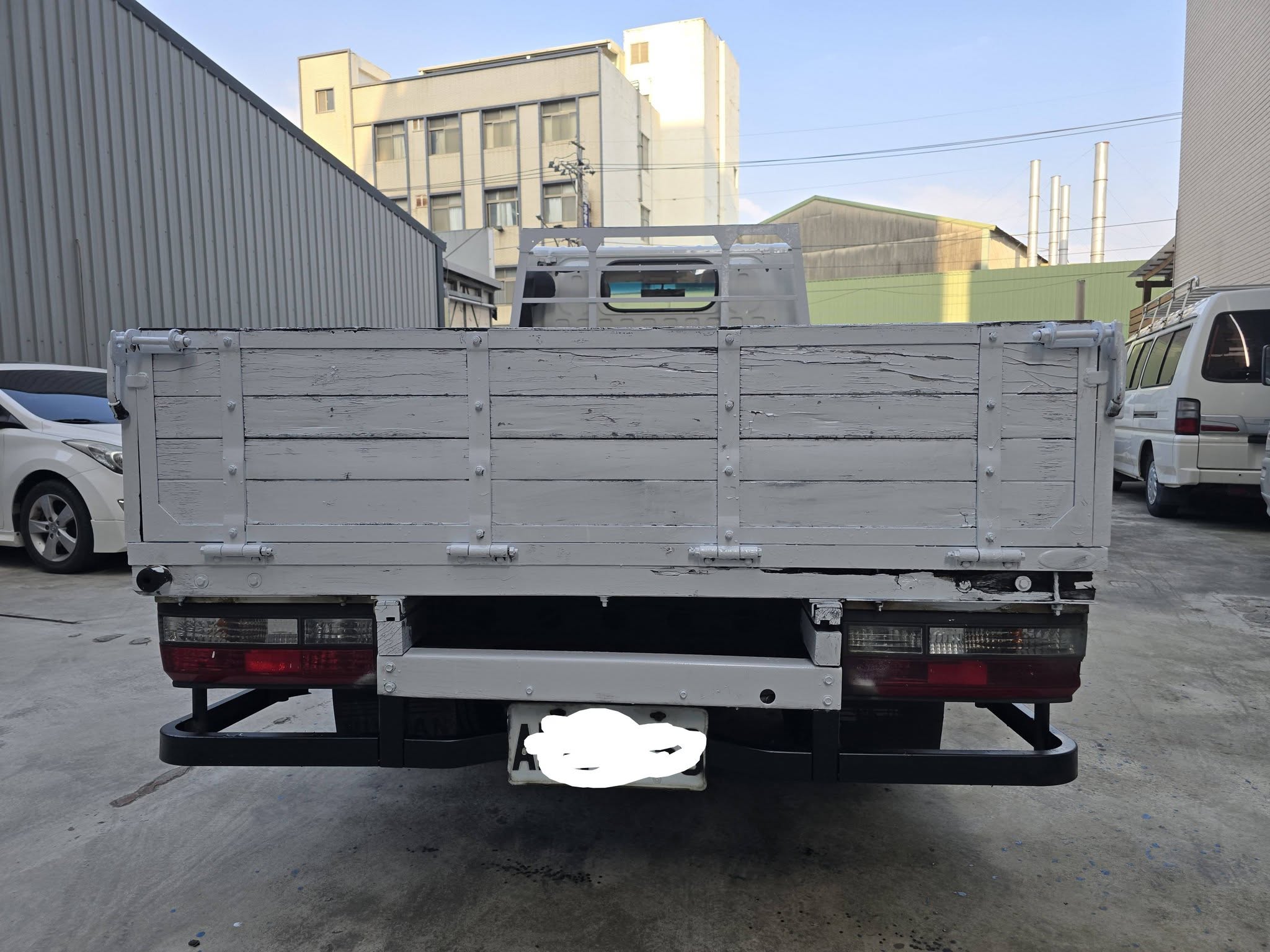 2004年 勁勇 六輪 柴油  三噸半 車況正常 無待修 適合的打電話加line 0935116634  第6張相片