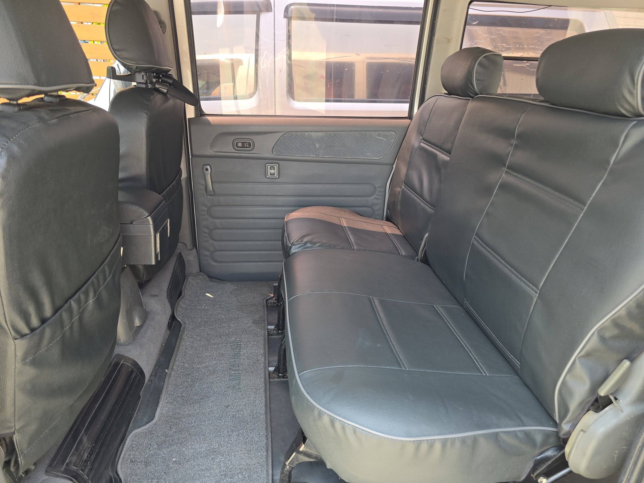 稀有  2007年 自排 神奇1.6 五人座 1.6L引擎 馬力更足 爬坡載重更有力 日本進口密齒比變速箱 換檔順暢 加速快 自排開著最輕鬆  車況正常好開 露營車泊 載貨做生意都適合 適合的聯絡 行動 line 0935116634  第5張相片