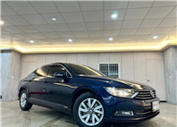 LINE:goodcar888 2015年 福斯 Passat Sedan 280 TSI 1.4 新車價135萬 僅跑四萬 一年跑四千 雙離合器7速自手排 渦輪增壓  第2張縮圖