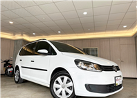 LINE:goodcar888 #僅跑三萬 #保證里程 #店面預售價2X萬2014年 #原廠保養 #認證車省油省稅超優質七人座休旅車 #可全額貸款 福斯 Touran 1.6 TDI 新車價113萬   雙離合器7速自手排 渦輪增壓  第1張縮圖