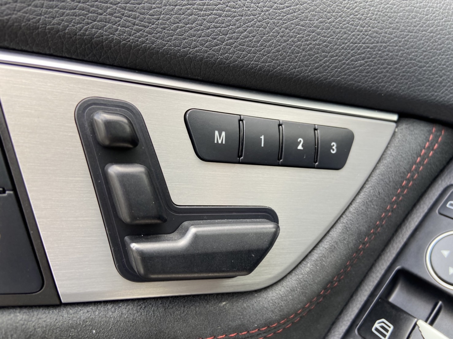 2013 C250 1.8 電話 0909068733 同line  第4張相片