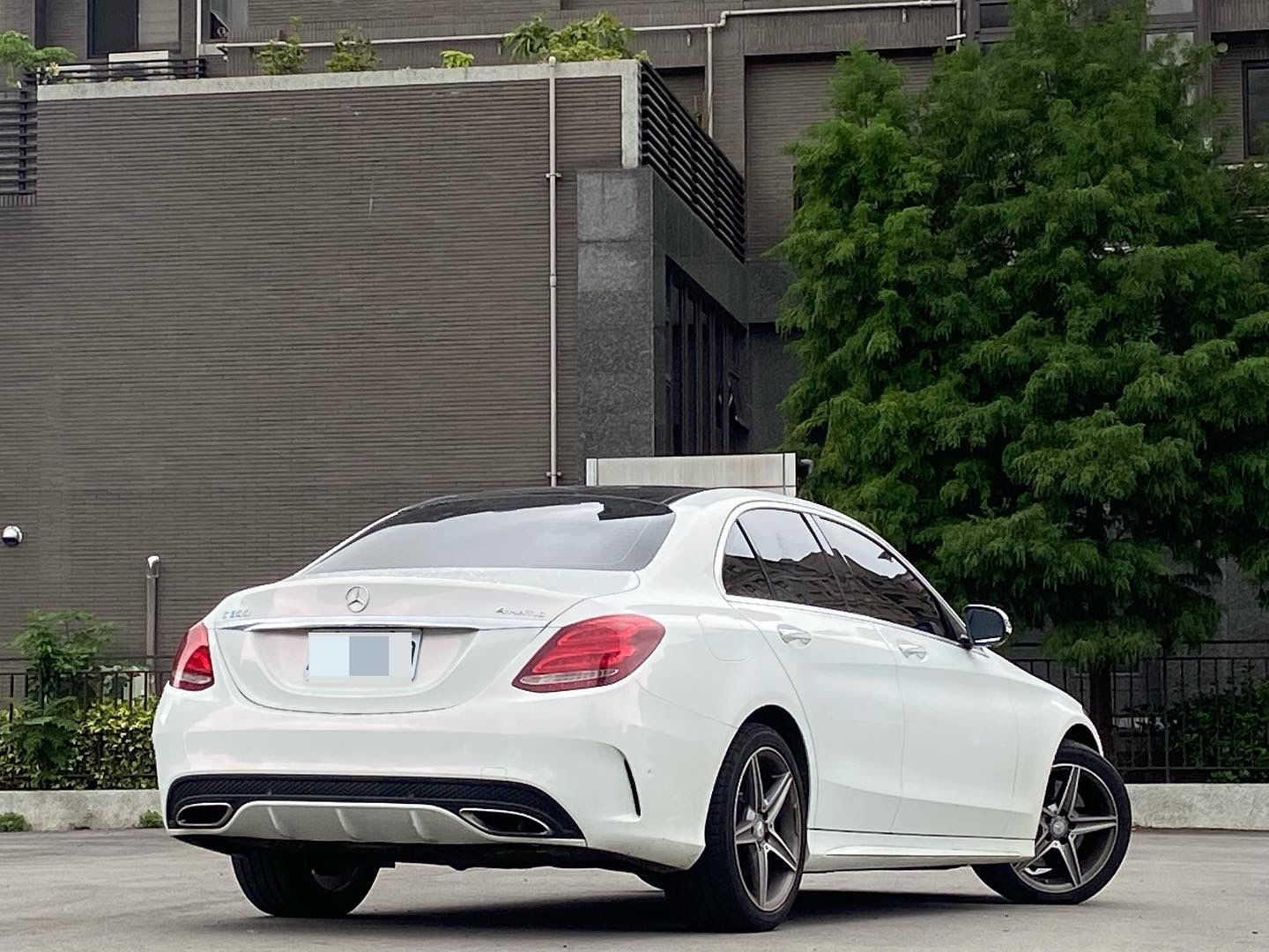 2016年C300 4傳 正AMG  全車包膜 ：白變粉 電話 0909068733 同line  第2張相片