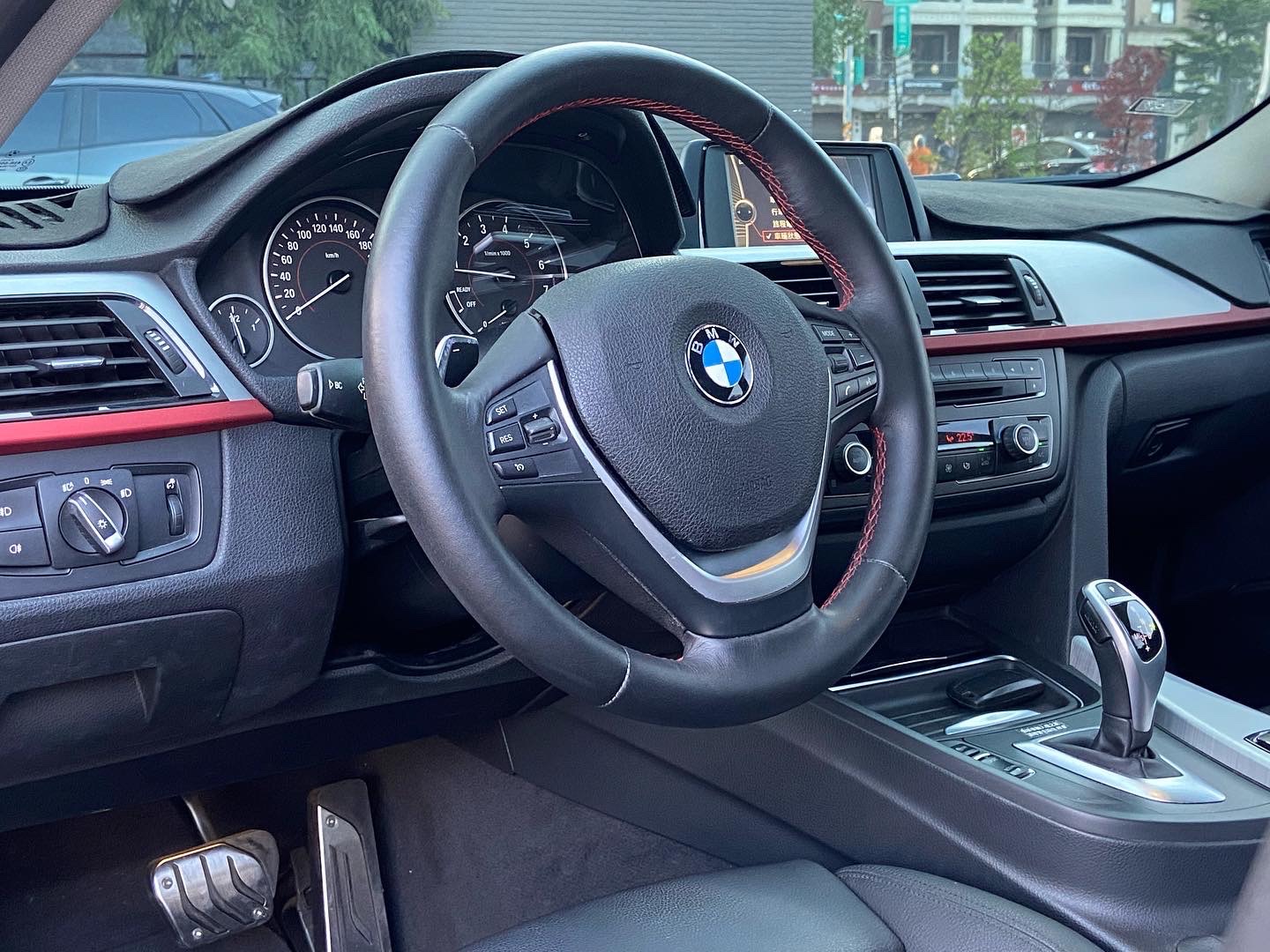 Bmw F30 320買回去七六交不完 電話 0909068733 同line  第5張相片