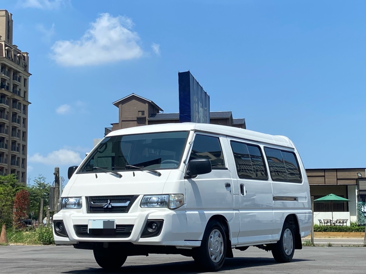 2013年 Delica 2.4 廂 手八座 椅子近全新 電話 0909068733 同line  第1張相片