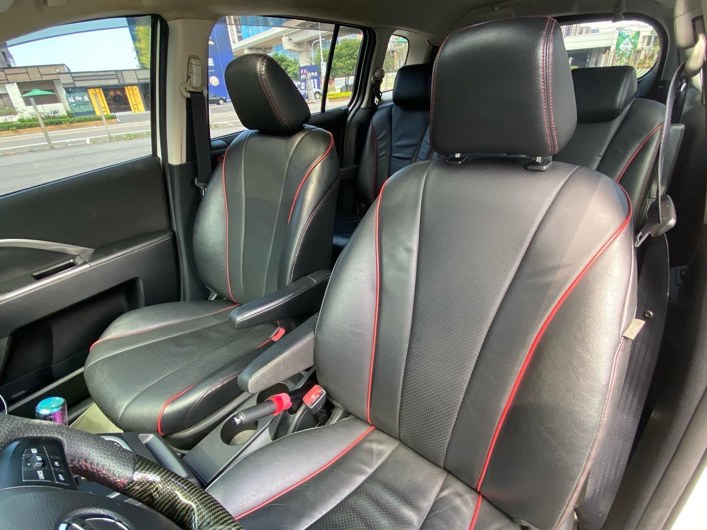 車主割愛 該改的都改了 2015 Mazda 5 2.0 白 電話 0909068733 同line  第8張相片
