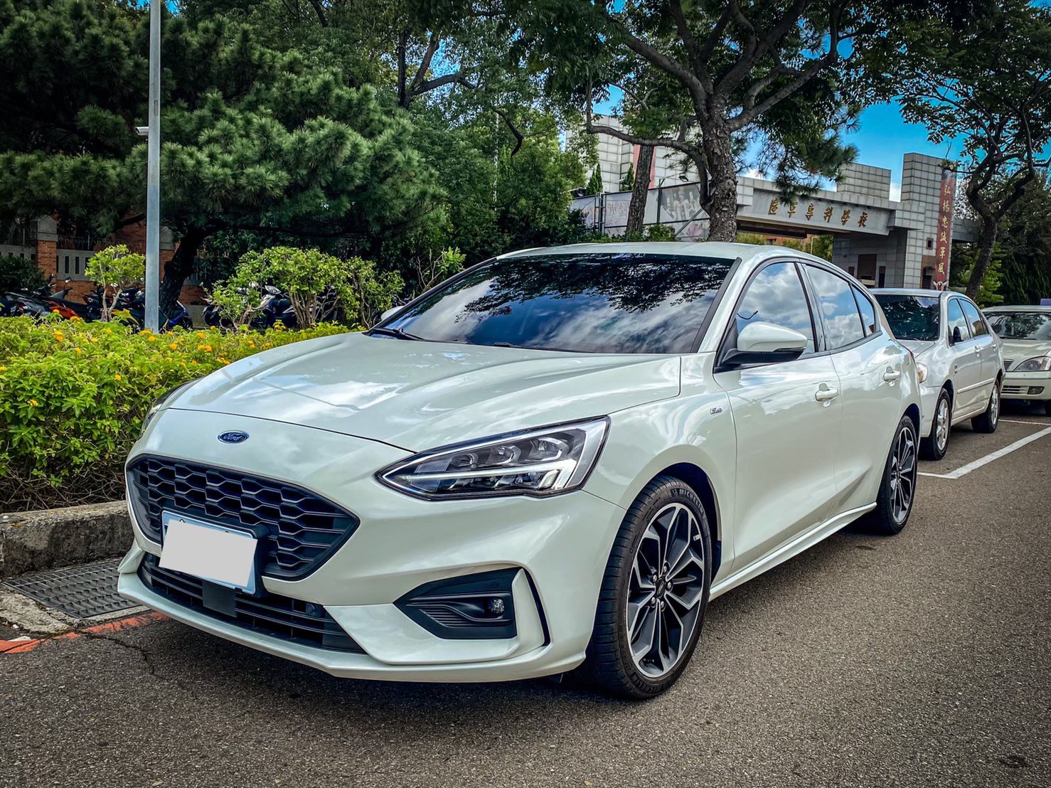 2019年Focus ST line 白 電話 0909068733 同line  第1張相片