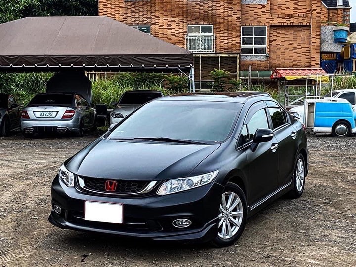 2014 Honda k14 1.8 漂亮車可遇不可求  秒殺車 電話 0909068733 同line  第1張相片