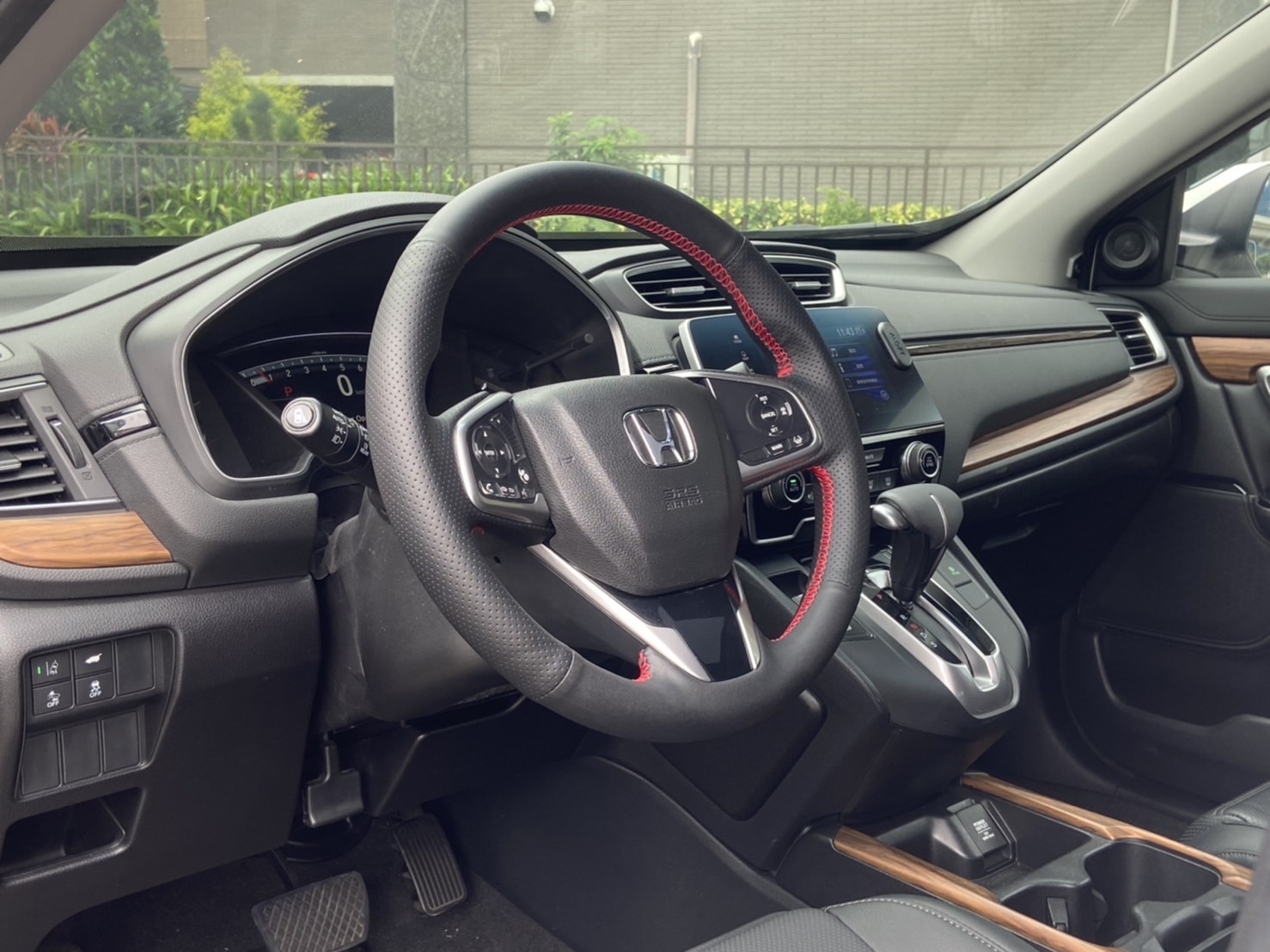 用這台車守護你的全家人 2018 CRV 1.5T  電話 0909068733 同line  第2張相片