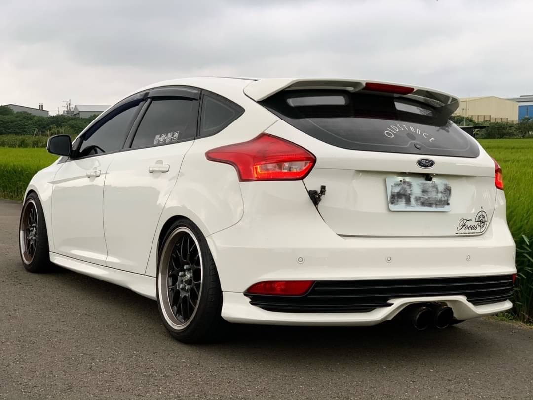 帥到掉渣 好車報給你  2016年 FOCUS 1.5T 電話 0909068733 同line  第3張相片