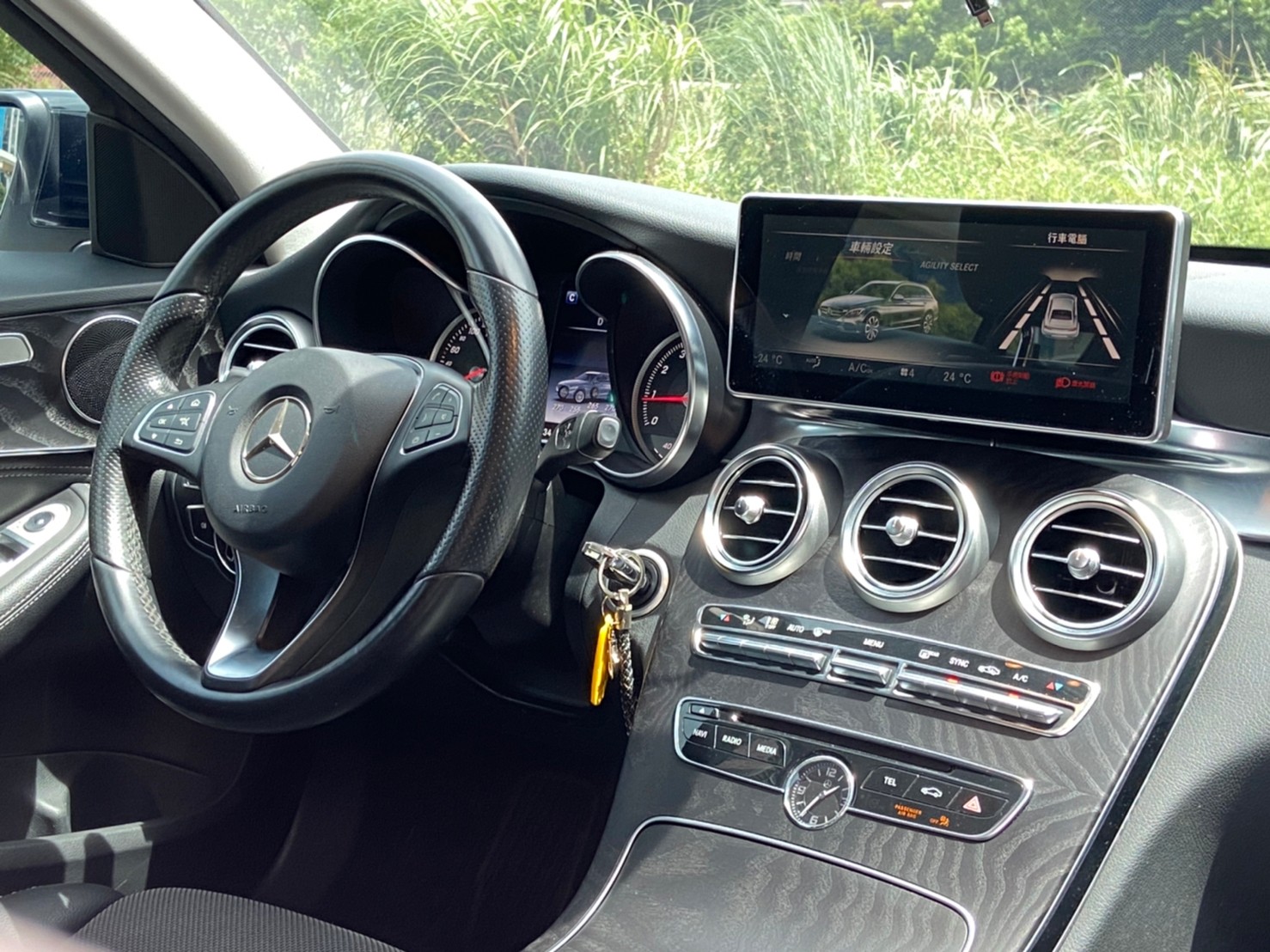 2015 C250 S205 旅行車就這台 電話 0909068733 同line  第3張相片