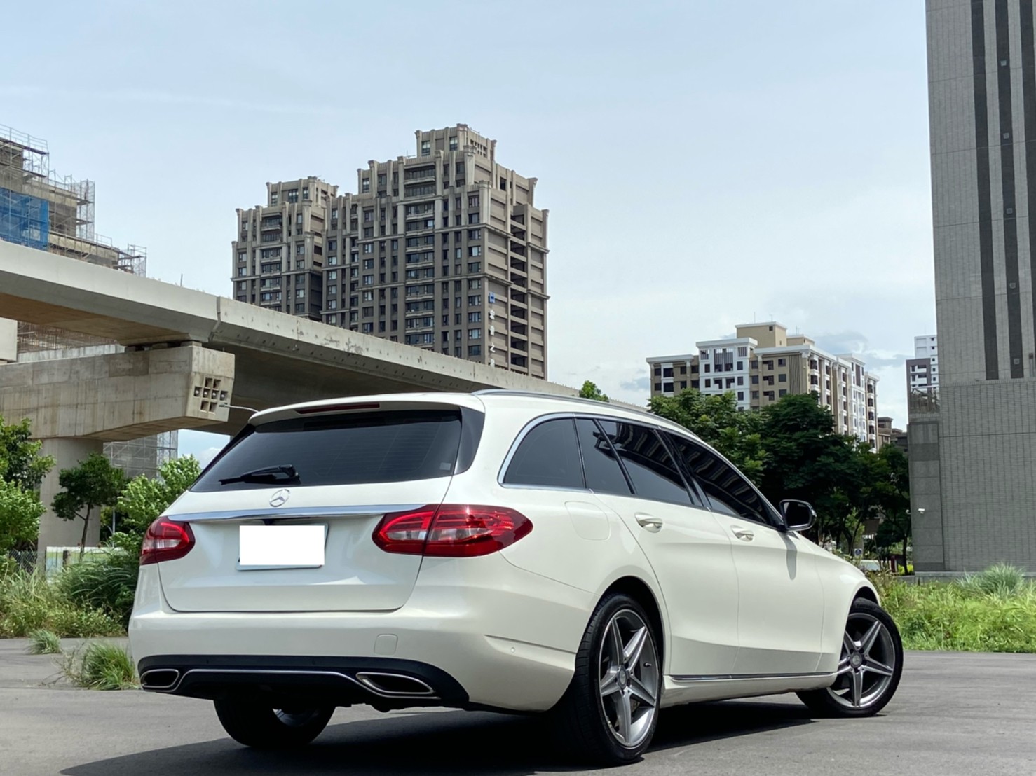 2015 C250 S205 旅行車就這台 電話 0909068733 同line  第9張相片