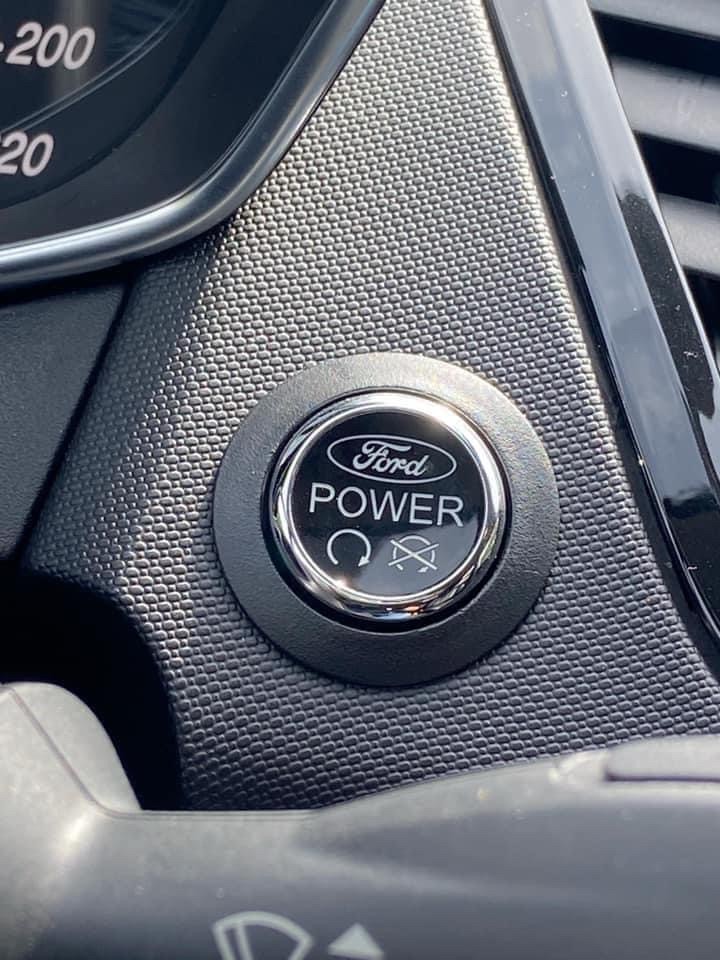 2015 Fiesta 1.0 白 電話 0909068733 同line  第9張相片