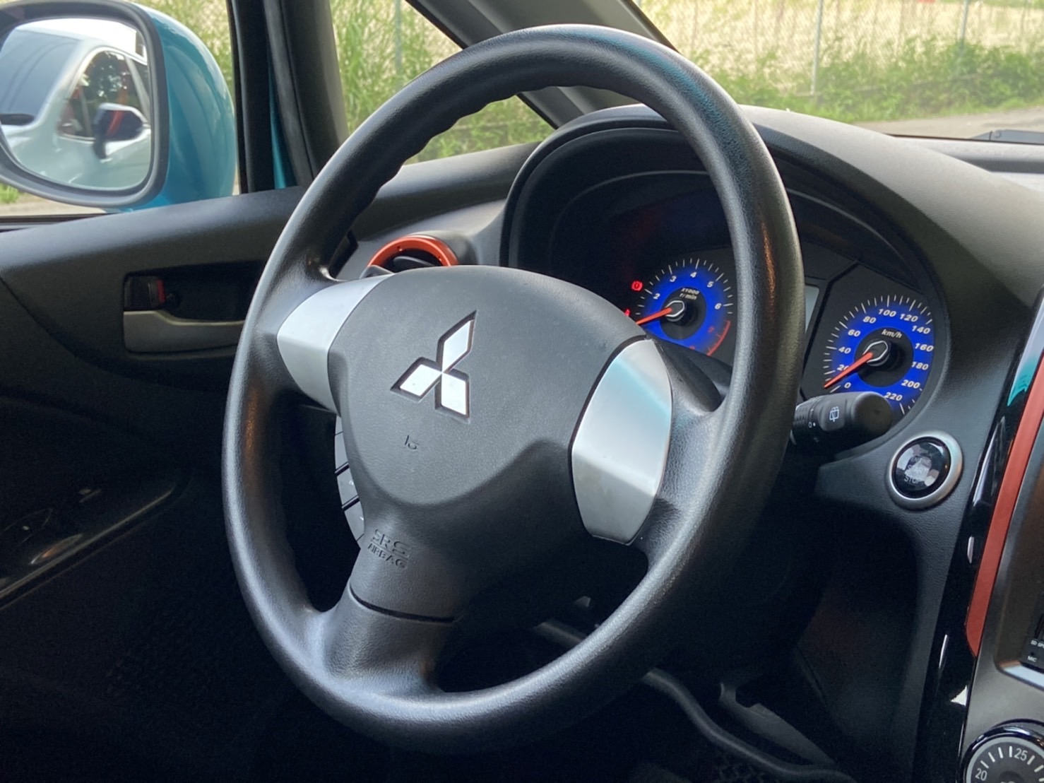 2016 Colt Plus 電話 0909068733 同line  第4張相片