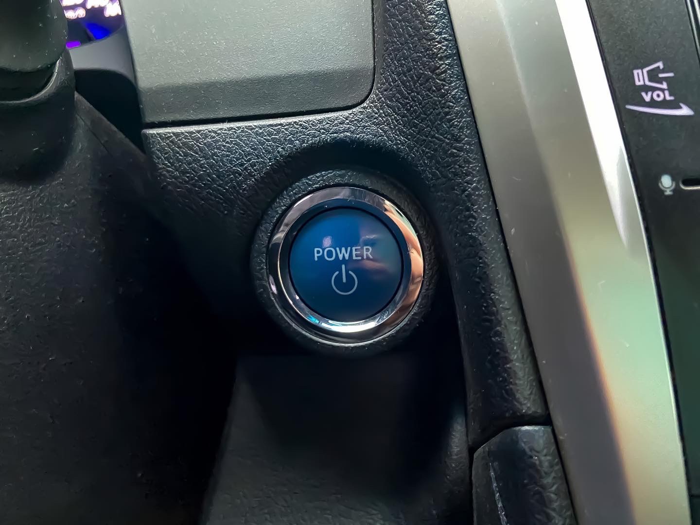2013 Camry 油電版本 電話 0909068733 同line  第9張相片