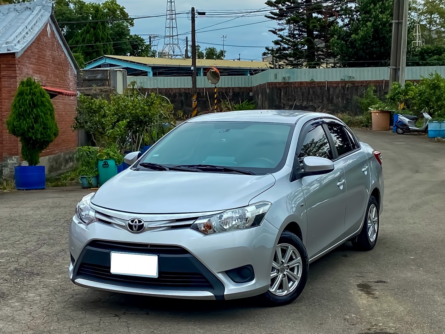 2014 Vios 1.5 跑步多 電話 0909068733 同line  第2張相片