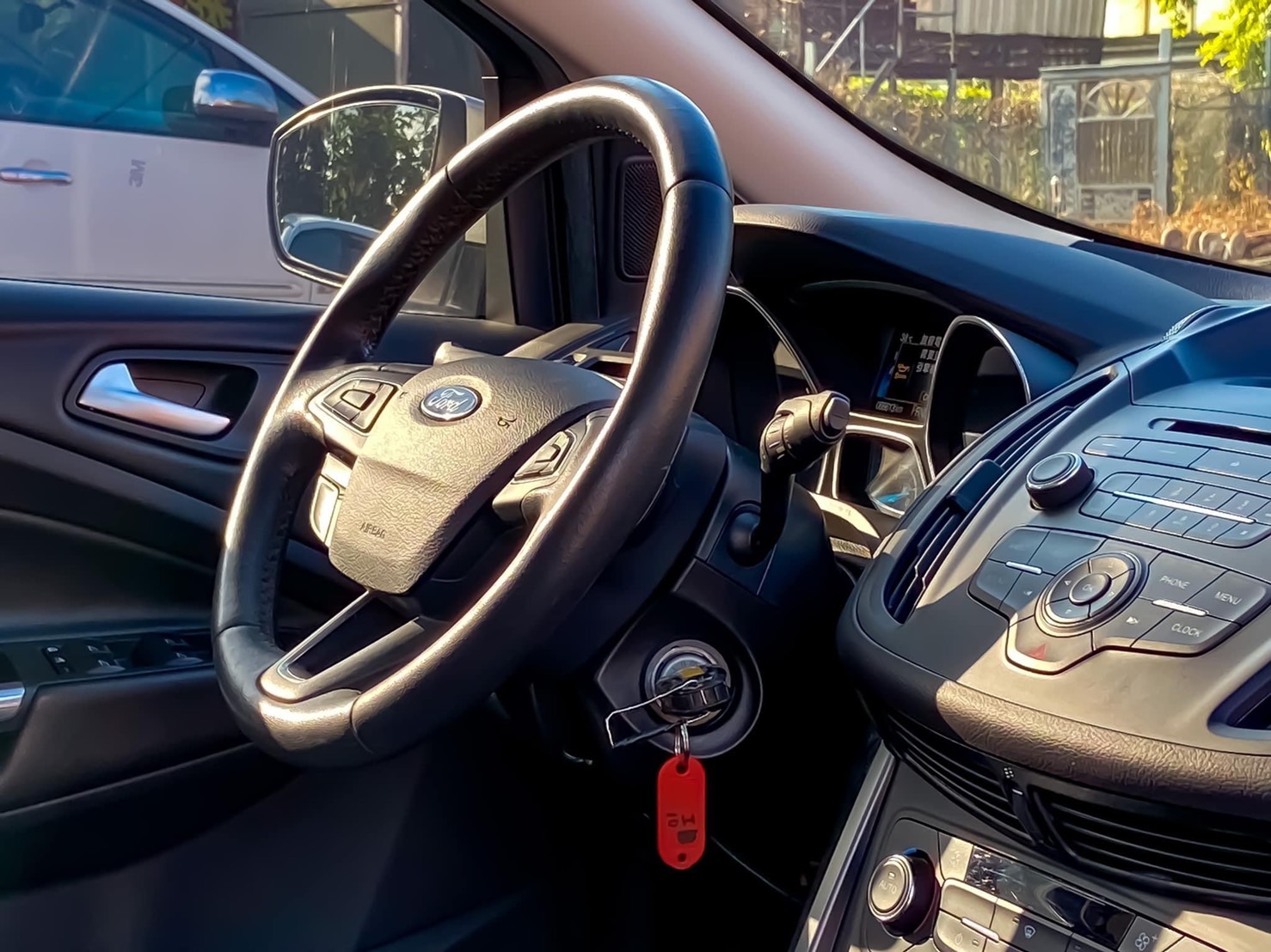 2014 Kuga 1.5  電話0909068733 同line  第4張相片