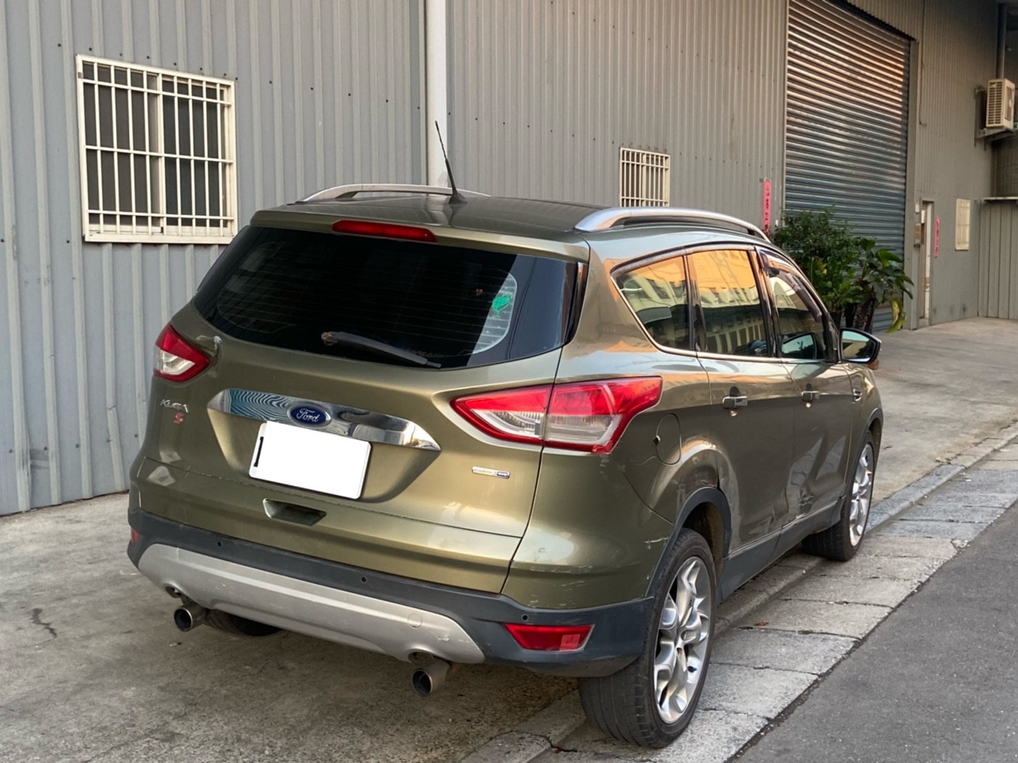 臉書搜尋 夢想程真車庫 全額貸回家 電話0909068733 同LINE 阿程  第2張相片