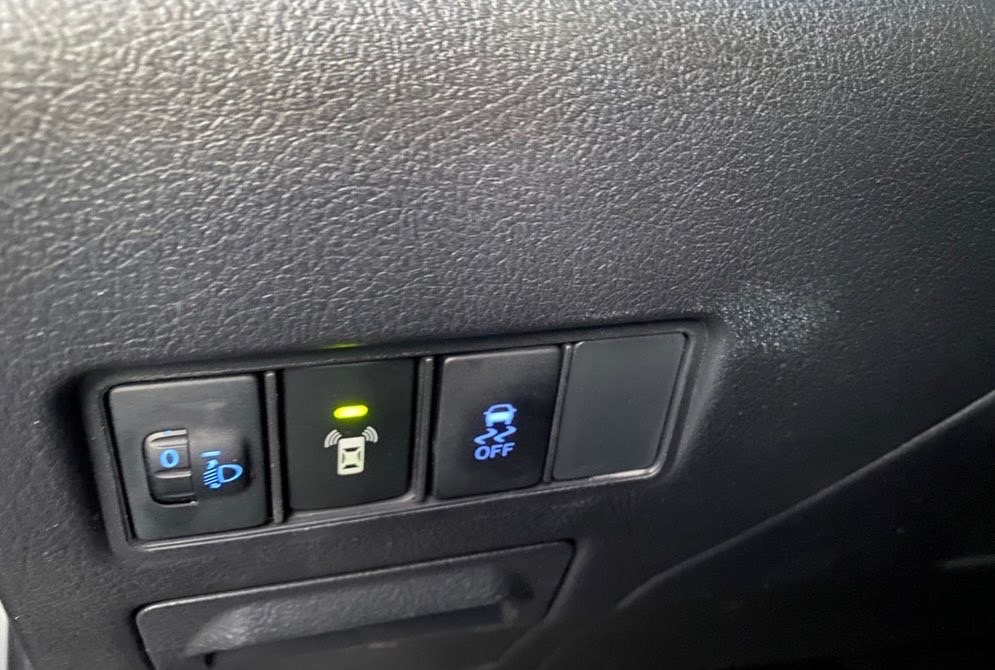 2020 Yaris 只跑1萬 電話0909068733同LINE  第6張相片