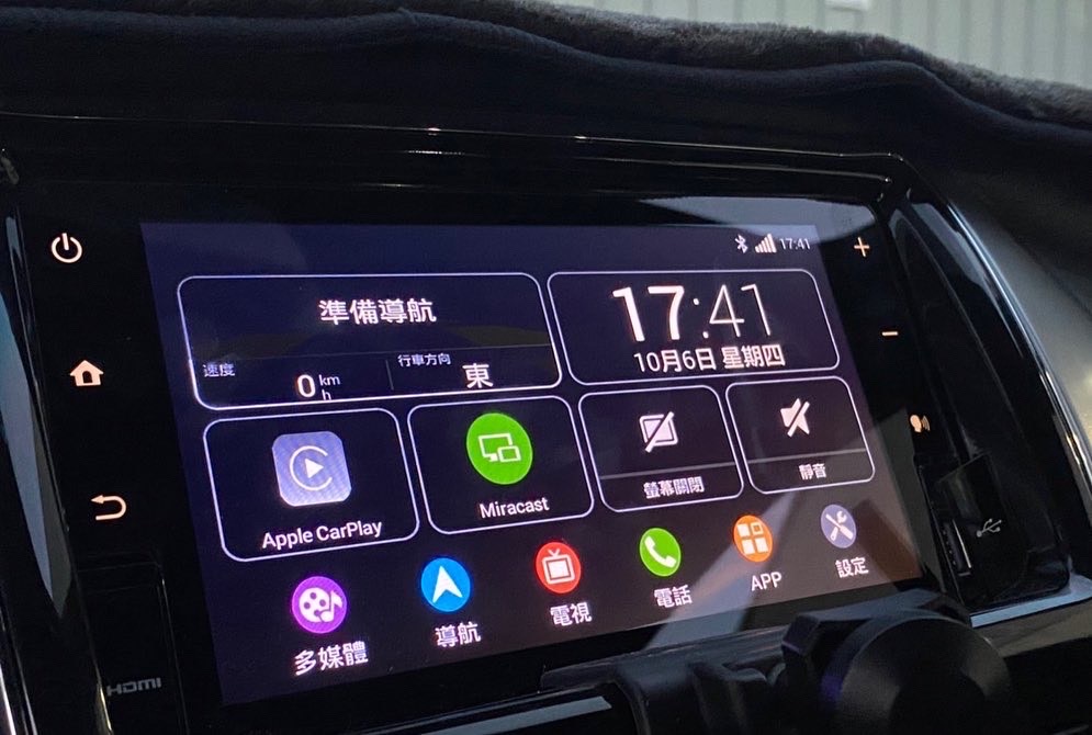 2020 Yaris 只跑1萬 電話0909068733同LINE  第7張相片