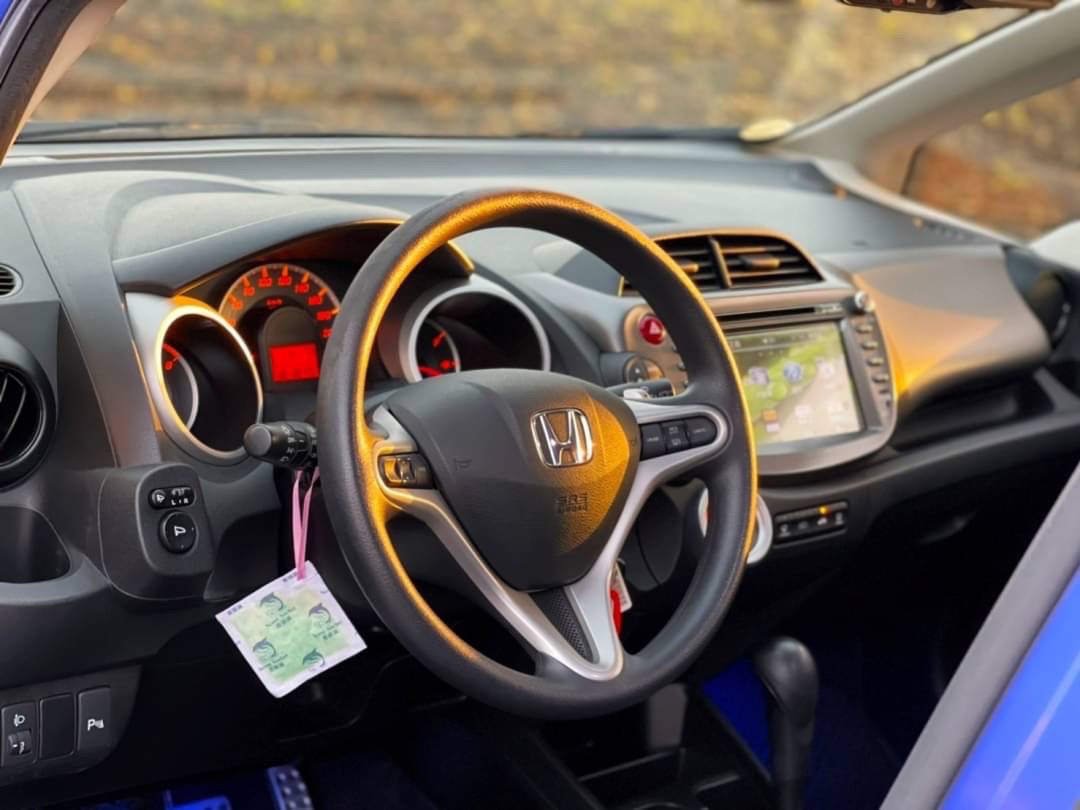 2013 FIT 無限包 電話 0909068733 同line  第2張相片
