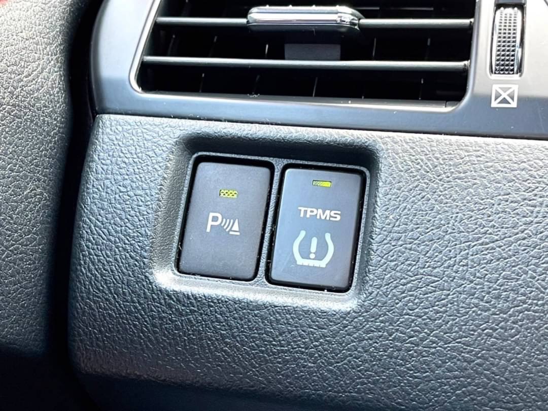 2012 Camry 2.0電話 0909068733 同line  第7張相片