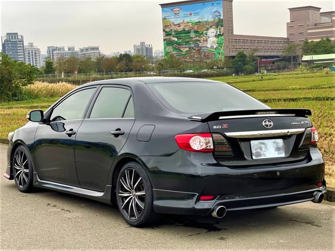 2010 Altis 1.8 z版空力套件 電話0909068733同LINE  第3張相片