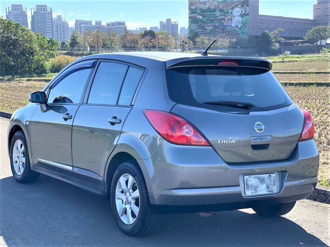 2011 tiida 電話0909068733同LINE  第5張相片