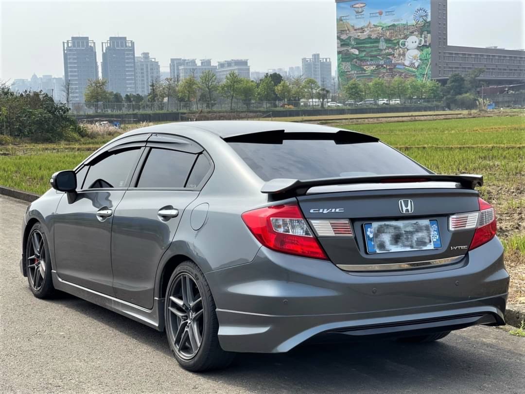 2013 K14 S版 全車大包 電話0909068733同Line  第7張相片