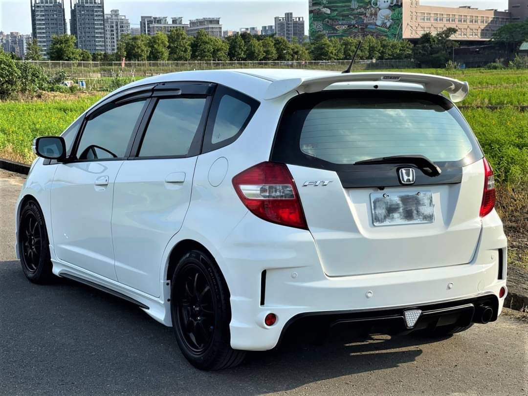臉書搜尋 夢想程真車庫 全額貸回家 電話0909068733 同LINE 阿程  第2張相片