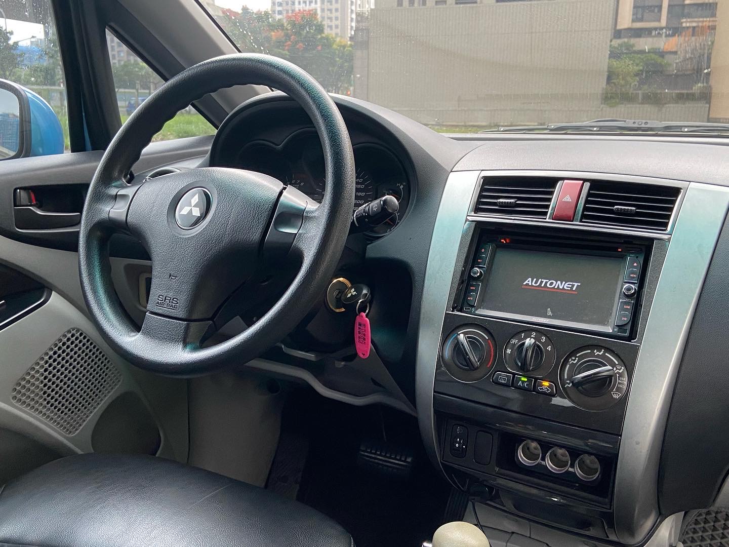2010 Colt Plus 代步首選 電話0909068733同LINE  第4張相片