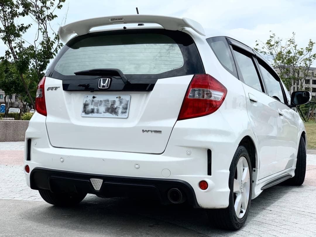 2014 Fit S版 電話0909068733同LINE  第3張相片