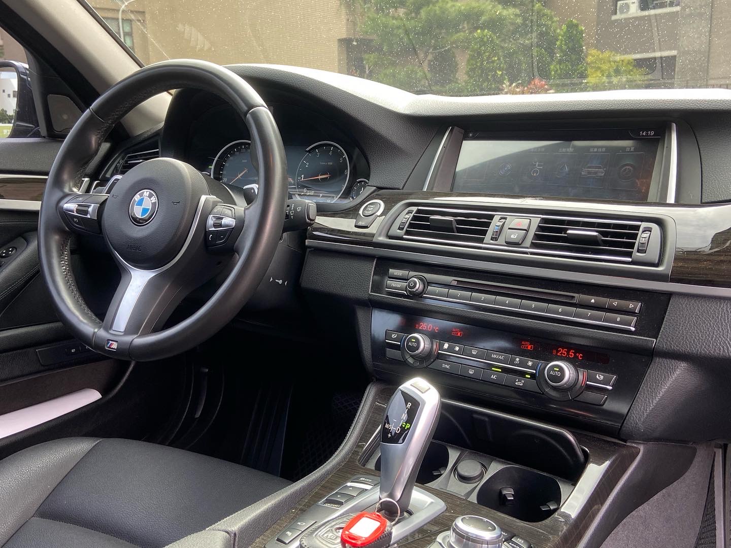 2016 Bmw 520i 電話0909068733同LINE  第3張相片