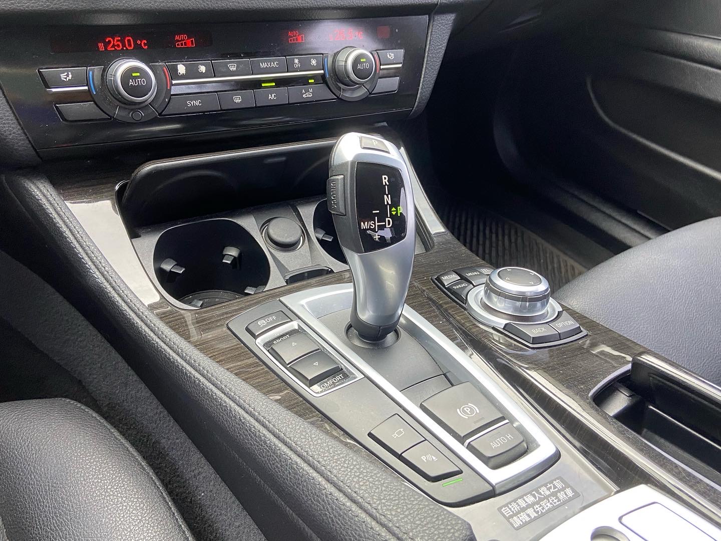 2016 Bmw 520i 電話0909068733同LINE  第8張相片