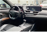 2019 Lexus Es200 電話0909068733同LINE  第2張縮圖