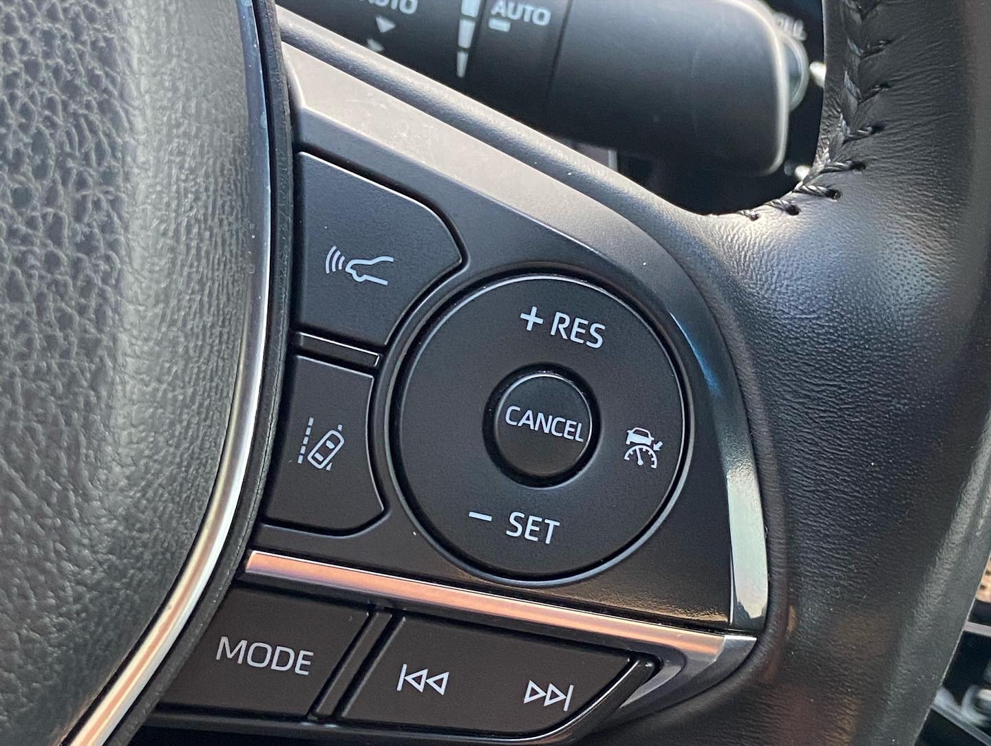 2019 Camry 2.5 日規 電話0909068733同LINE  第5張相片