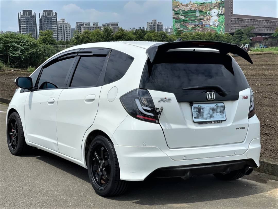 2010 Fit 電話0909068733 同LINE 阿程  第2張相片
