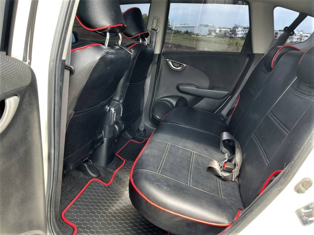2010 Fit 電話0909068733 同LINE 阿程  第4張相片
