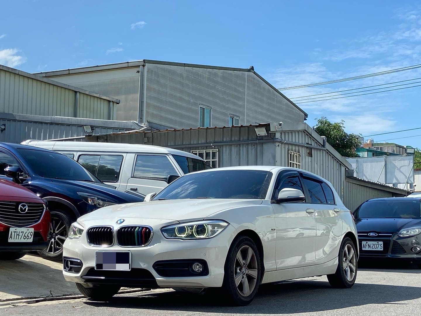 2015 BMW 118I 市場最低價 電話0909068733同LINE  第1張相片