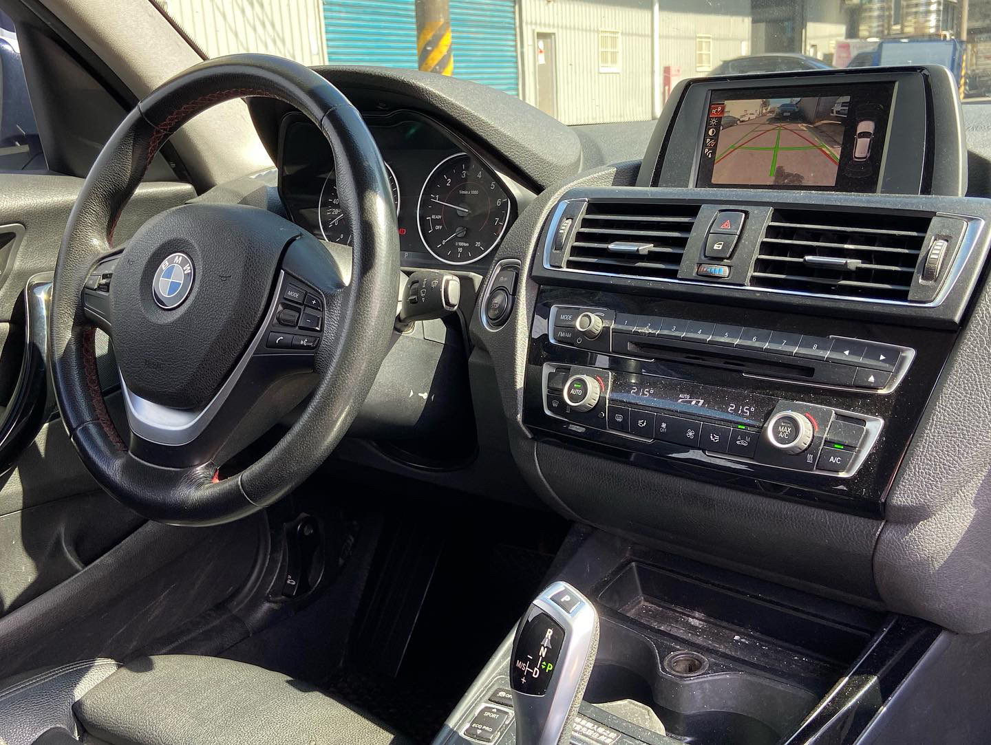 2015 BMW 118I 市場最低價 電話0909068733同LINE  第6張相片