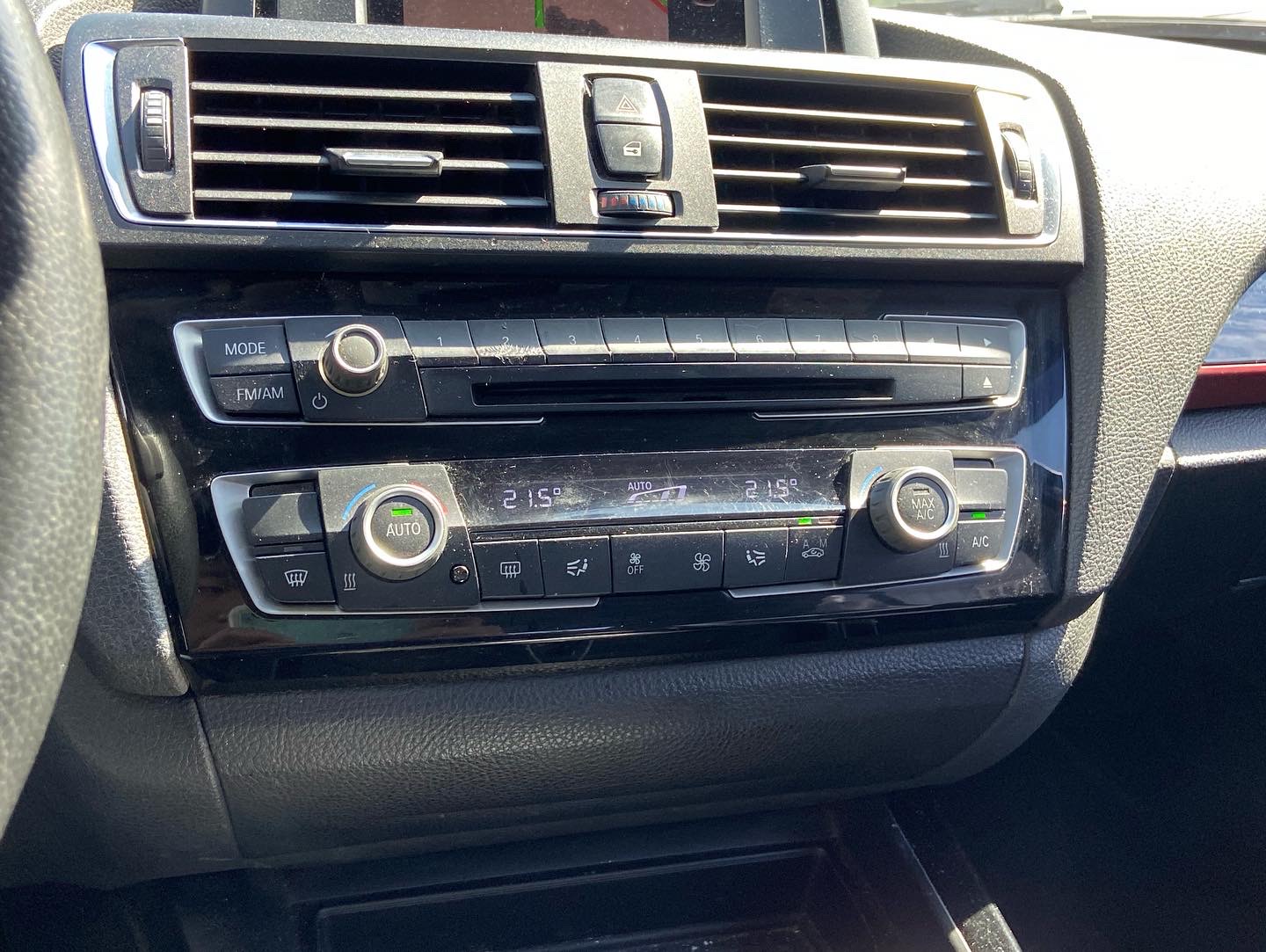 2015 BMW 118I 市場最低價 電話0909068733同LINE  第7張相片