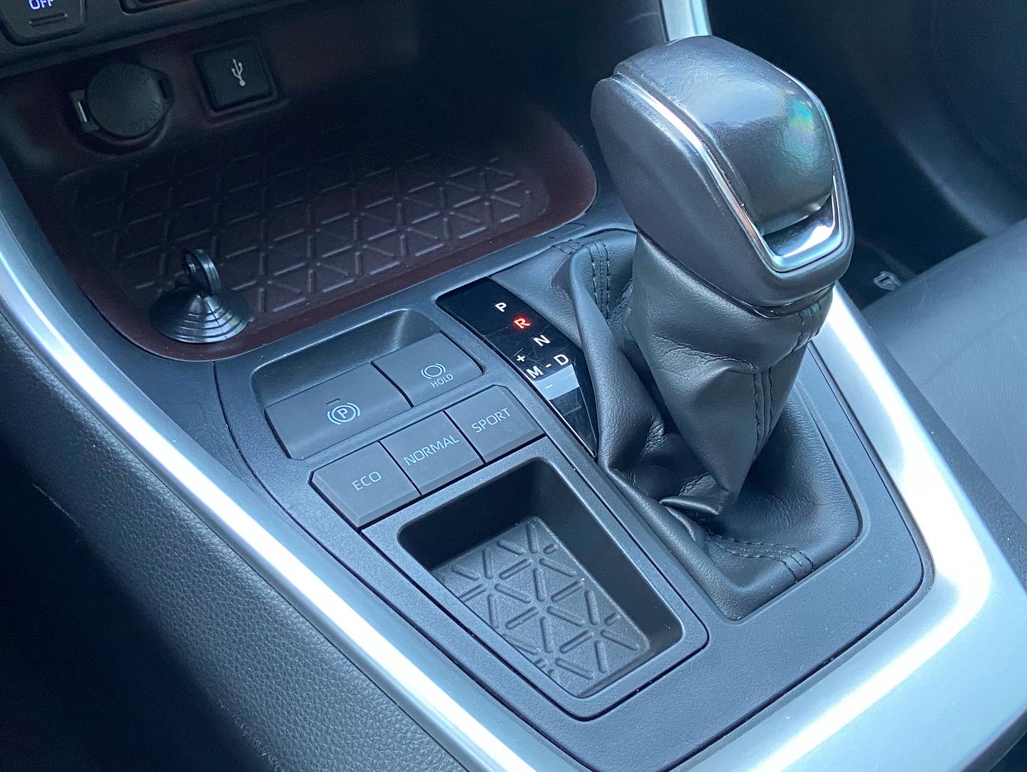 2019 Rav4 2.0 電話0909068733 同LINE 阿程  第10張相片
